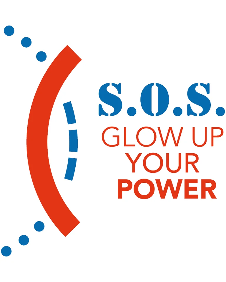 Ein Logo mit der Beschriftung "S.O.S. Glow Up Your Power" in blauer und roter Schrift mit stilisierten Linien.