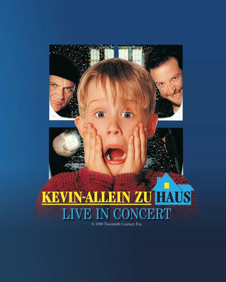 Filmplakat von »Kevin - Allein zu Haus« mit dem überraschten Hauptcharakter und dem Titel »LIVE IN CONCERT« in großen Buchstaben.