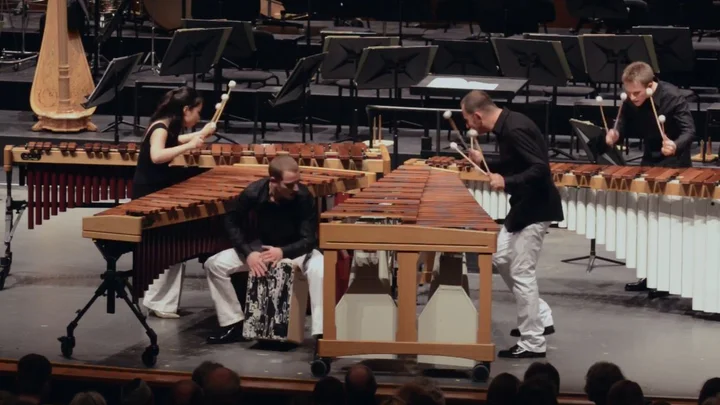 Die vier Mitglieder des Wave Quartet spielen auf der Bühne des Großen Festspielhauses Salzburg.